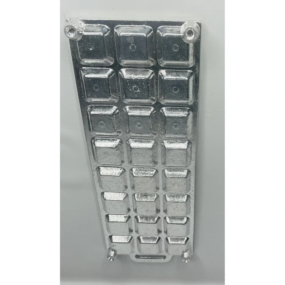 Ravioli Press‎ IPS Makes 24 Mini 1